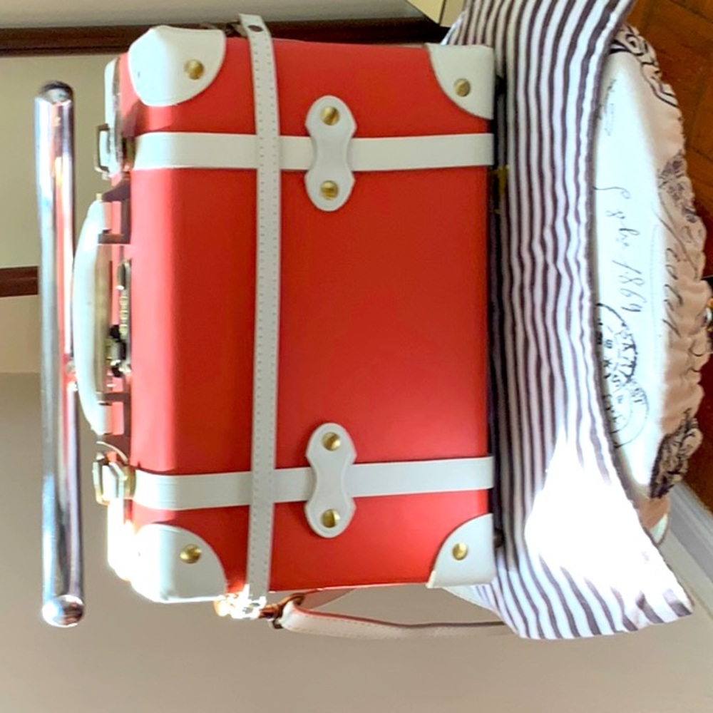 Vanity Case